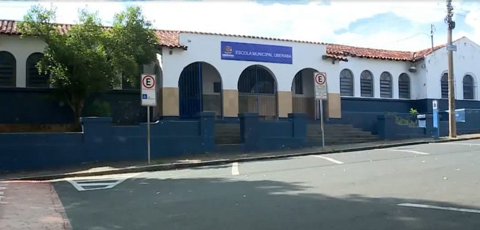 Escola Municipal Uberaba — Foto: TV Integração/Reprodução