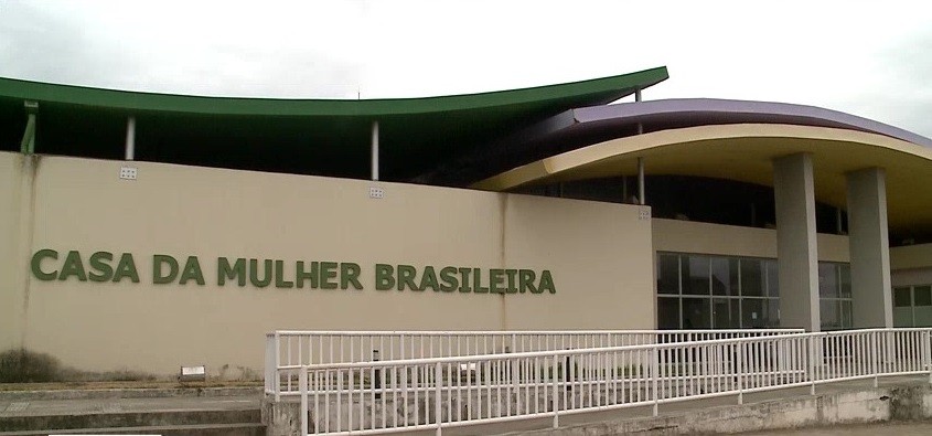 Homem é suspeito de esfaquear própria filha durante briga familiar em SL; adolescente teria defendido a mãe