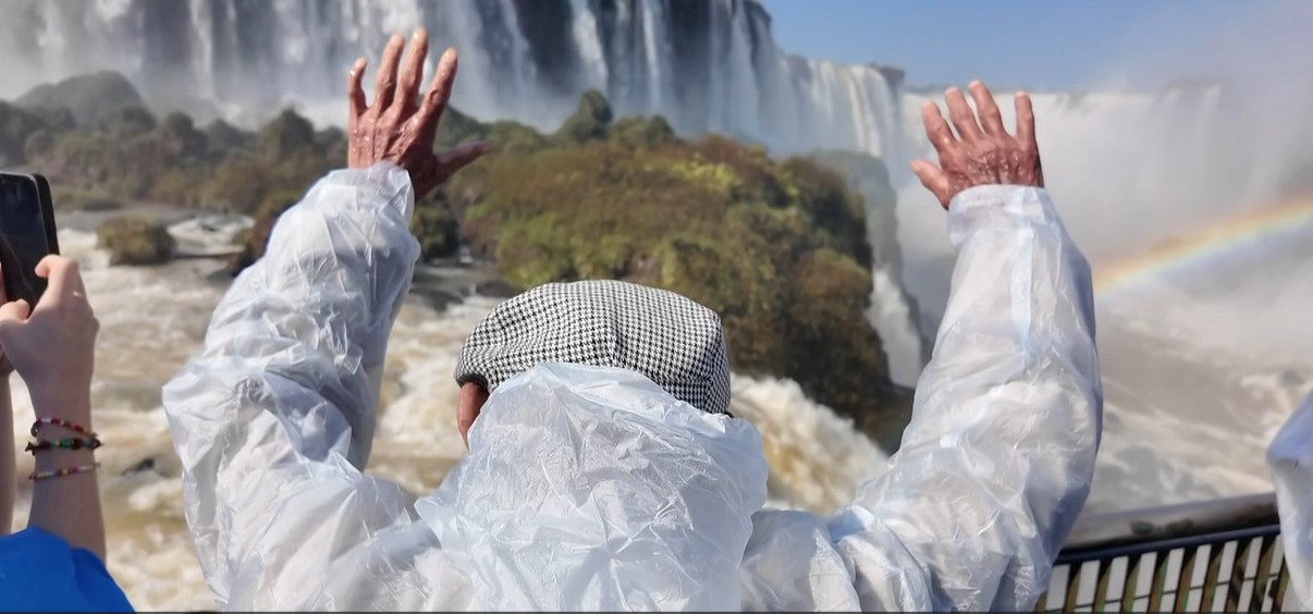 Idoso que realizou sonho de conhecer as Cataratas do Iguaçu viajou 600 km; 'sempre vi pela televisão'
