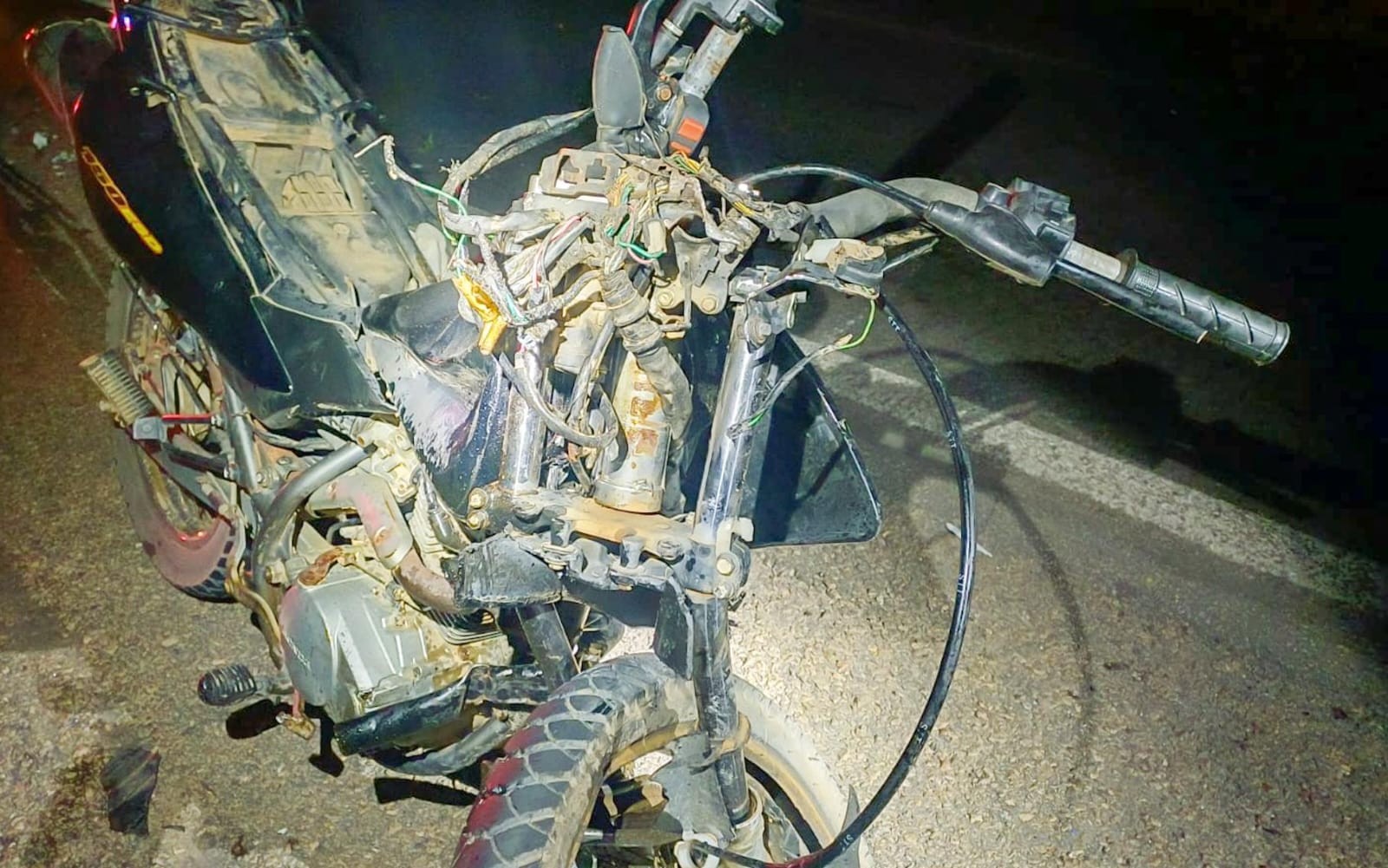 Acidente entre moto e carro deixa dois mortos e feridos na BR-316 em Araripina