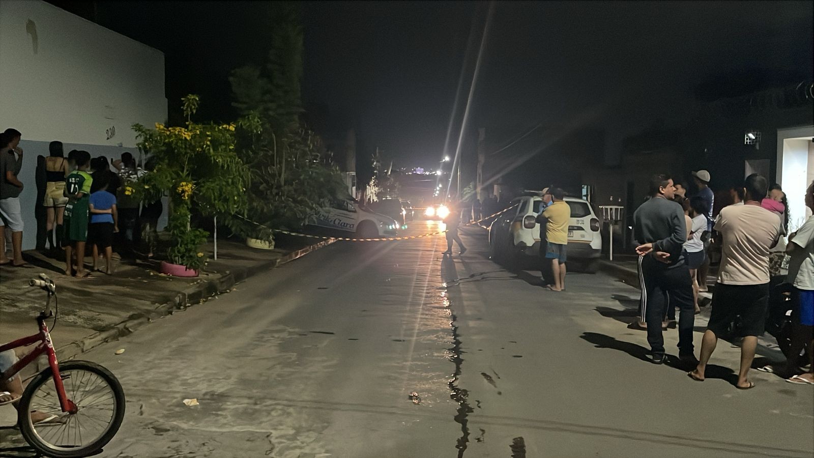 Homem é preso após matar pais idosos e agredir sobrinho dentro de casa em Montes Claros