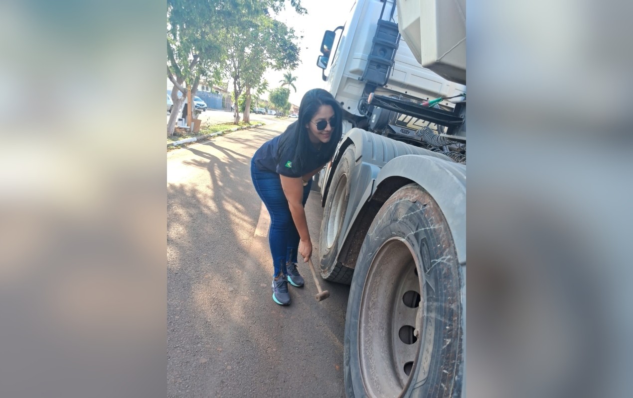 Motoristas mulheres vencem preconceitos e constroem trajetórias de vida no volante: 'Gosto de mostrar que sou capaz'