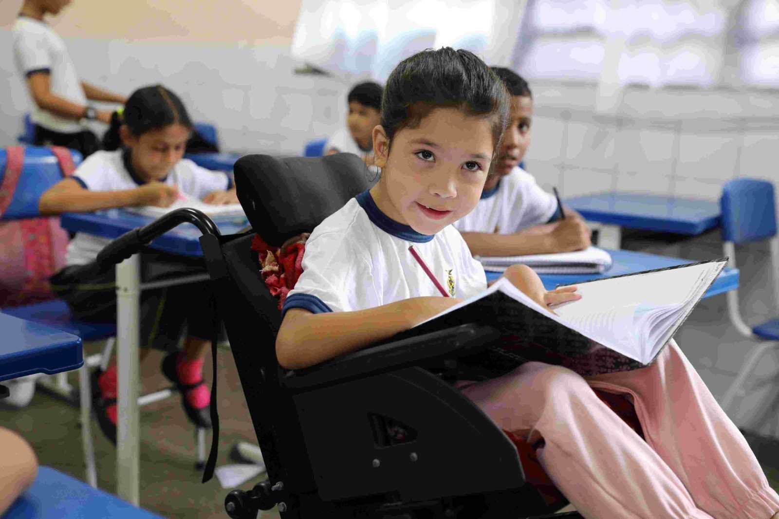 Transferência e matrícula de novos alunos com deficiência da rede pública do AM começam nesta quarta (10)