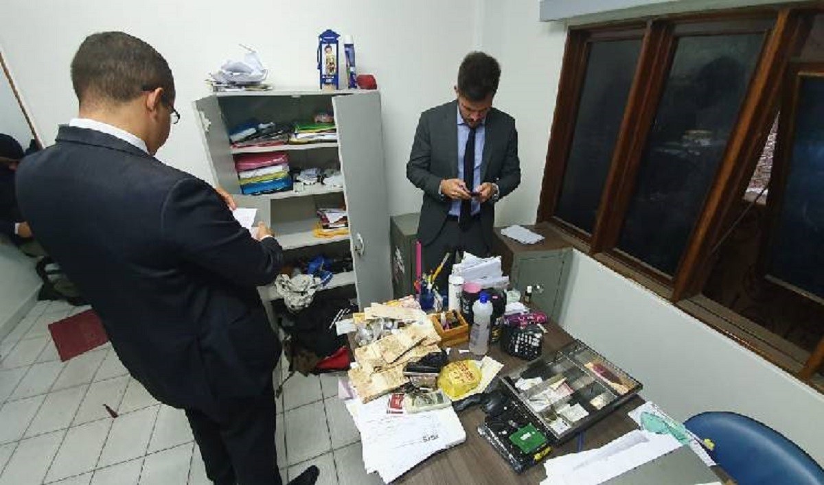 Quatro pessoas são condenadas por fraudes fiscais, lavagem de dinheiro e corrupção em Alagoas