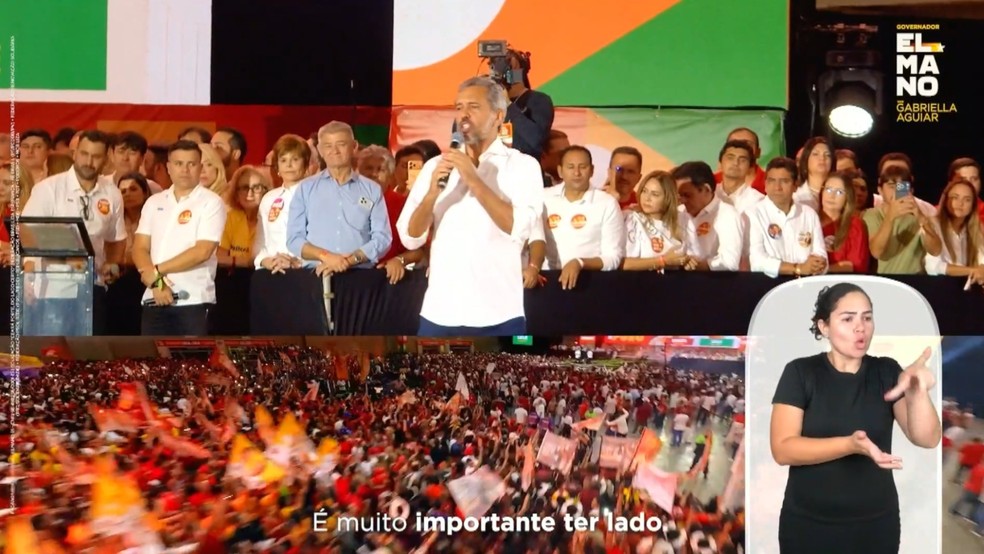 Elmano de Freitas (PT) enfatizou parceria com governo Lula durante campanha no horário eleitoral de rádio e TV — Foto: Reprodução