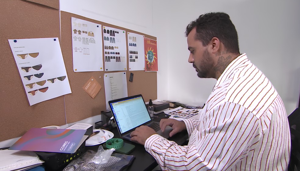 Nelson Silva, fundador da marca de moda praia BANNANNA, vê desafios da tarifa americana no comércio internacional — Foto: Pegn/ Globo