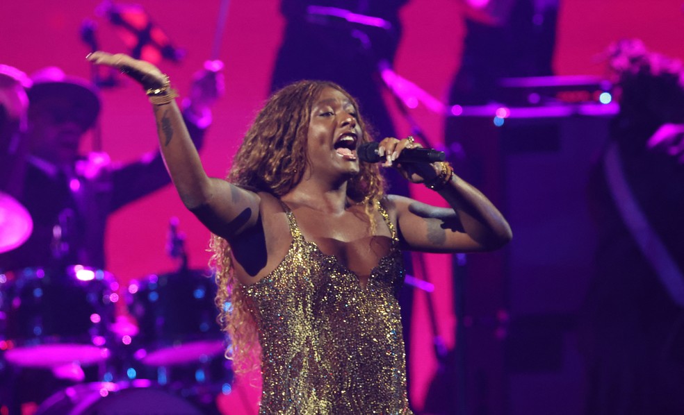 Liniker no Grammy Latino 2025 — Foto: Valiere Macon / AFP
