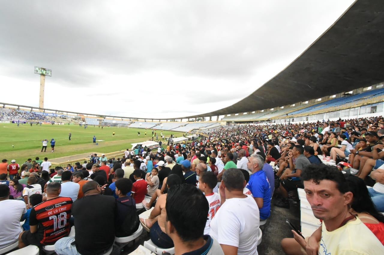 Governo do Piauí impulsiona futebol estadual a novo patamar nacional