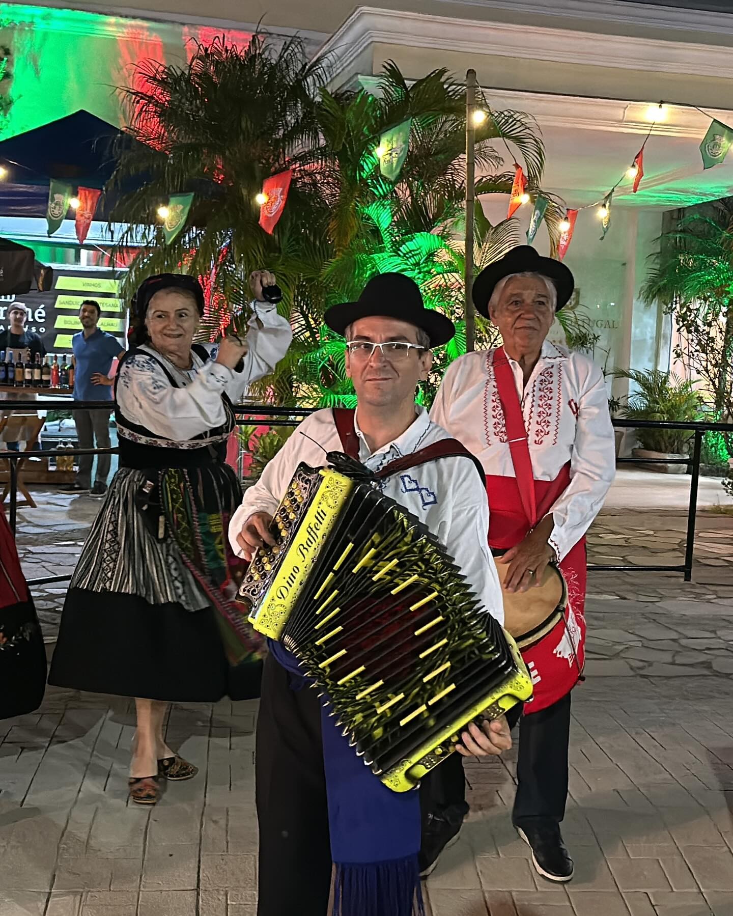Festa de Portugal anima moradores e turistas até este domingo em Petrópolis
