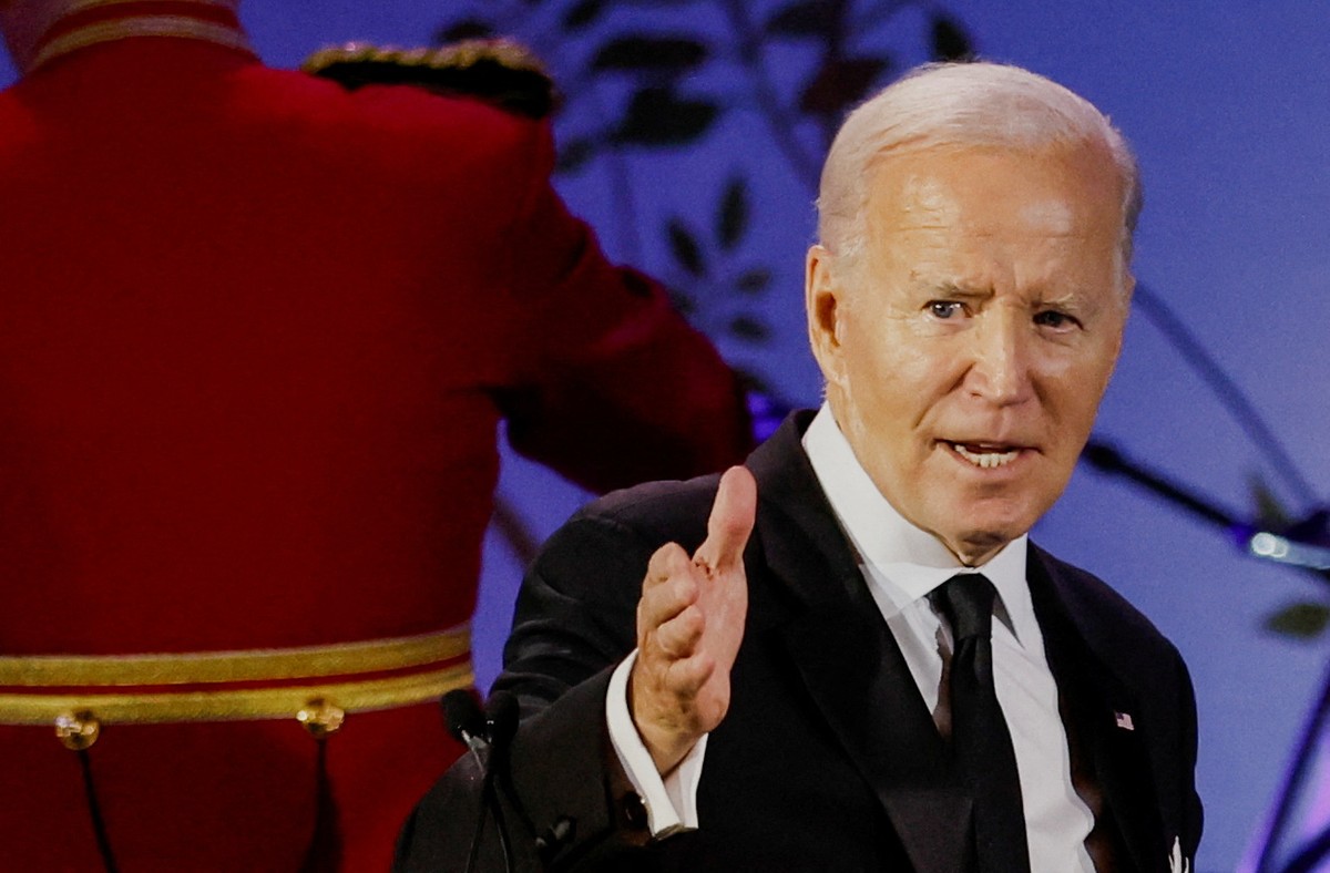 Biden fala em 'ataque sem sentido' no Maine e faz apelo por leis sobre armas