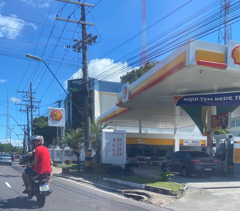 Posto de combustíveis em Manaus. — Foto: Matheus Sena/Rede Amazônica