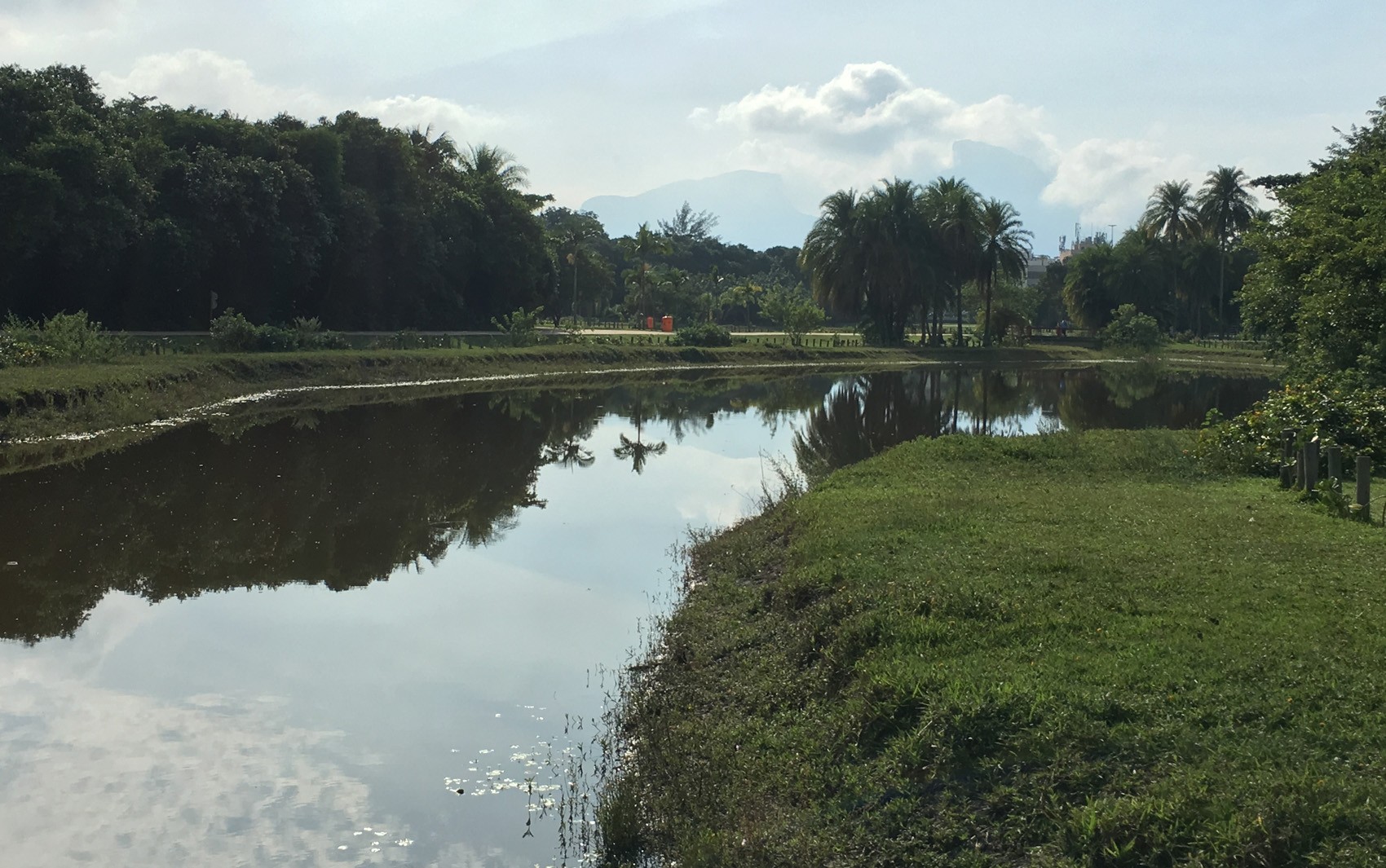 Rio é a única capital do país onde o órgão ambiental só fiscaliza, não licencia, aponta levantamento