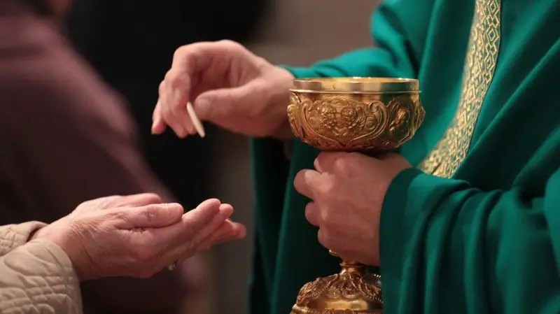 Papa nunca erra? O que são dogmas, as 'verdades inquestionáveis' do catolicismo que será liderado por Leão 14
