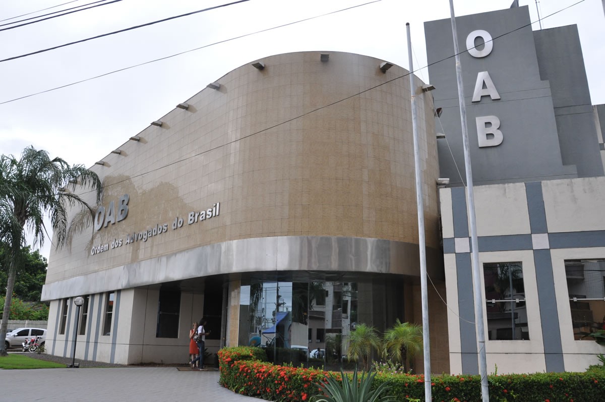 Advogado é afastado pela OAB-RO após Justiça identificar comandos ocultos para manipular IA em processo