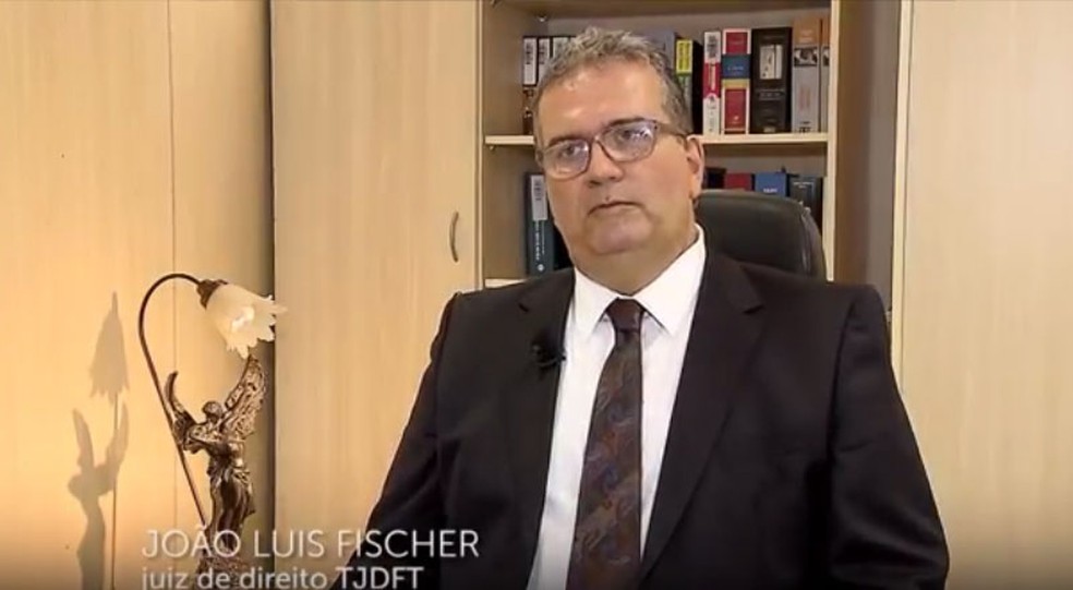 CNJ mantém aposentadoria de juiz do DF por assédio sexual e moral | G1