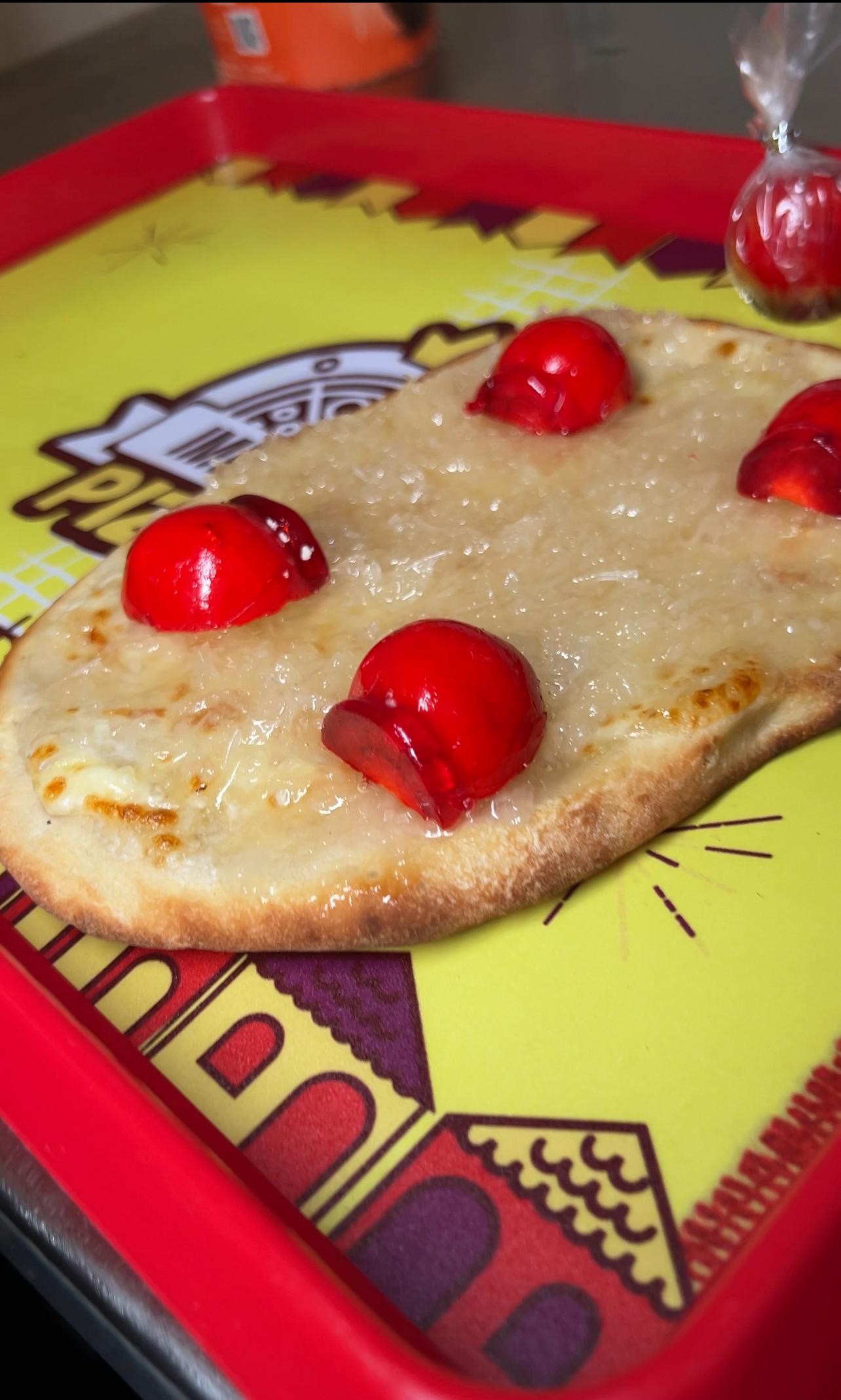Pizza de bala de coco une doce popular no Nordeste com culinária italiana no São João 