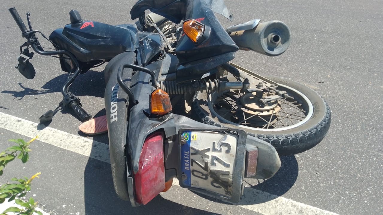 Uma pessoa morre e outra fica gravemente ferida após acidente de trânsito na Avenida Rodrigo Otávio
