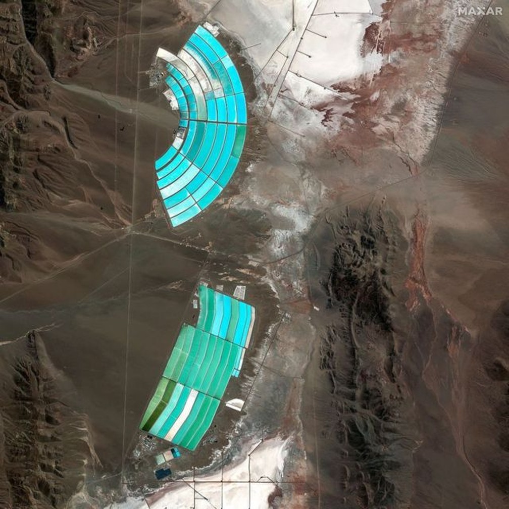 Mina de lítio Cauchari-Olaroz, na província argentina de Jujuy, visa atender à crescente demanda por mineral. — Foto: MAXAR TECHNOLOGIES via BBC