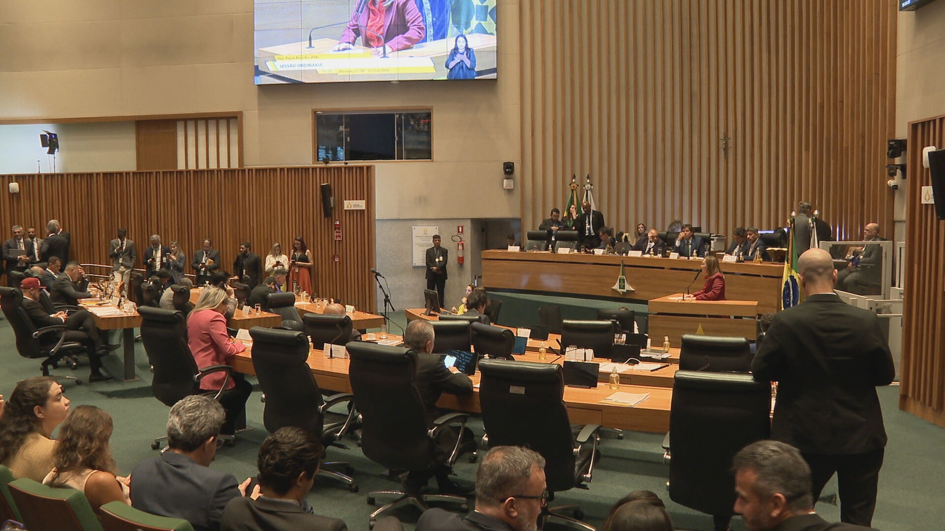 Ibaneis exonera indicados de deputados da base que votaram contra projeto de lei de socorro ao BRB: 'Feito o necessário'