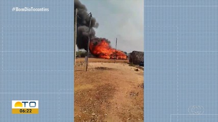 Incêndio destrói casa de palha em aldeia de Pium