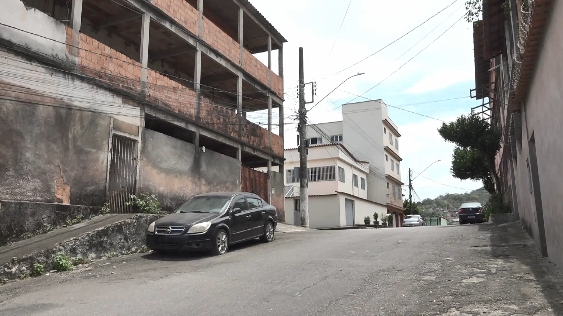 VÍDEO: mecânico é morto a tiros na porta de casa no ES