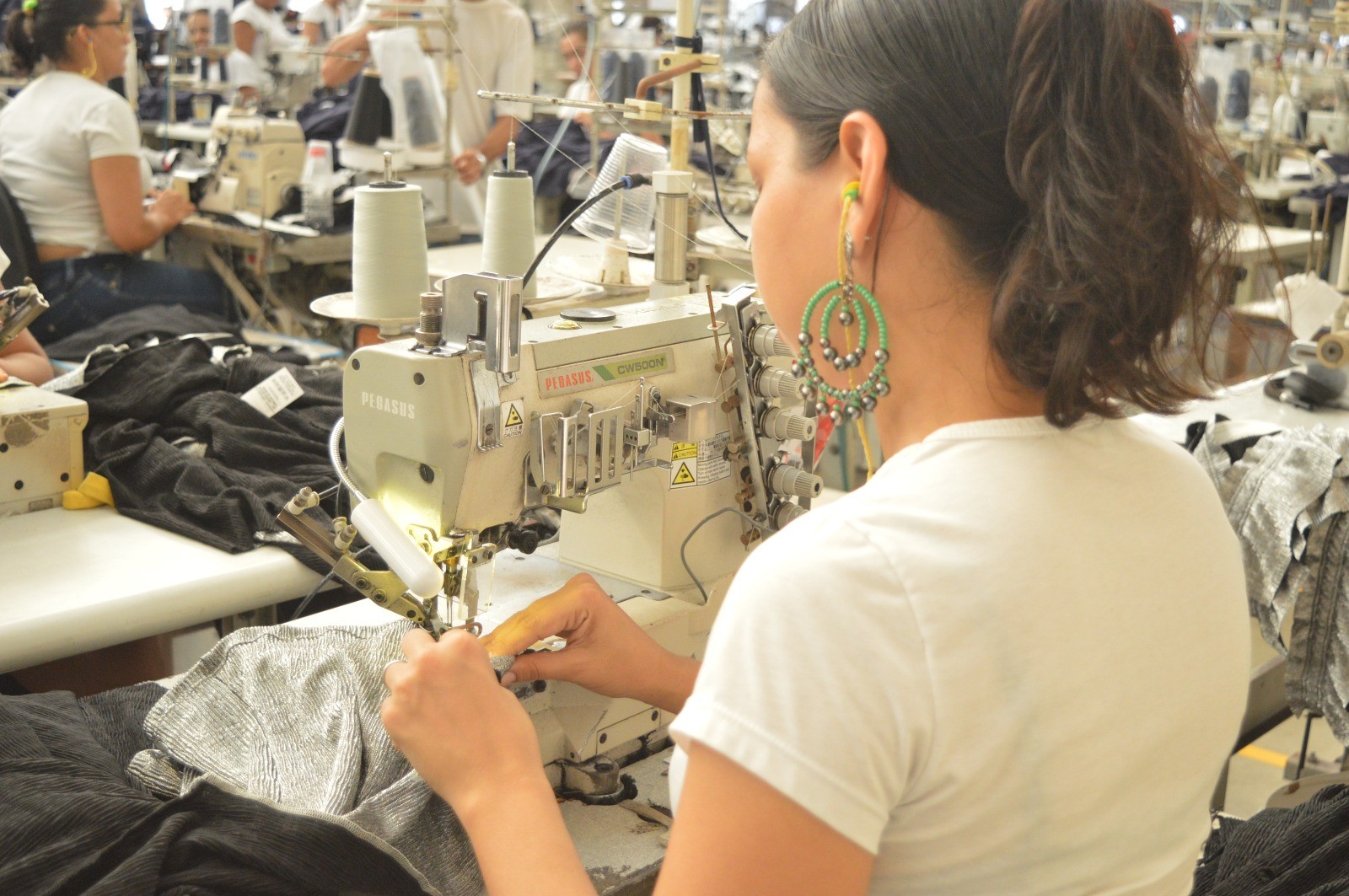 Fazenda estima crescimento de 2,3% para o PIB em 2026 e nova queda da inflação