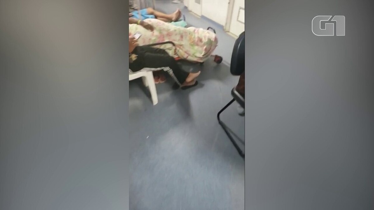 Hospital No Recife Tem Pacientes Aglomerados Em Macas No Chão E Em Corredores Veja Vídeo 