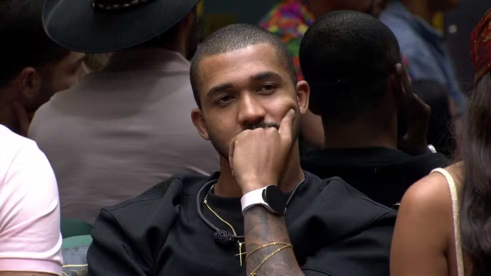Matheus é eliminado do 'BBB 26' com 79,48% da média dos votos 