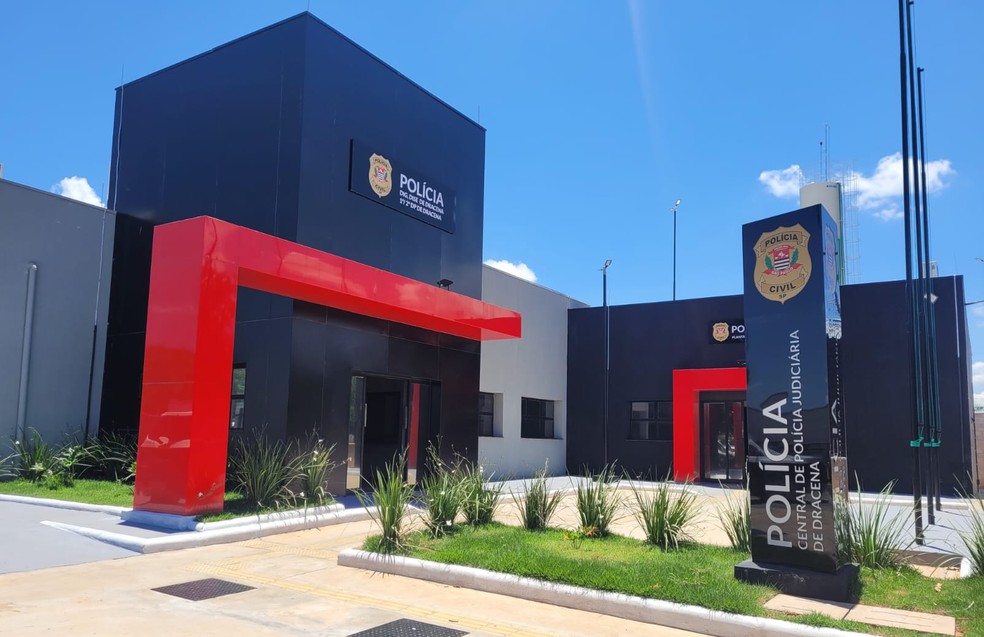 Homem foi encaminhado para a delegacia da Polícia Civil, em Dracena (SP) — Foto: Polícia Civil