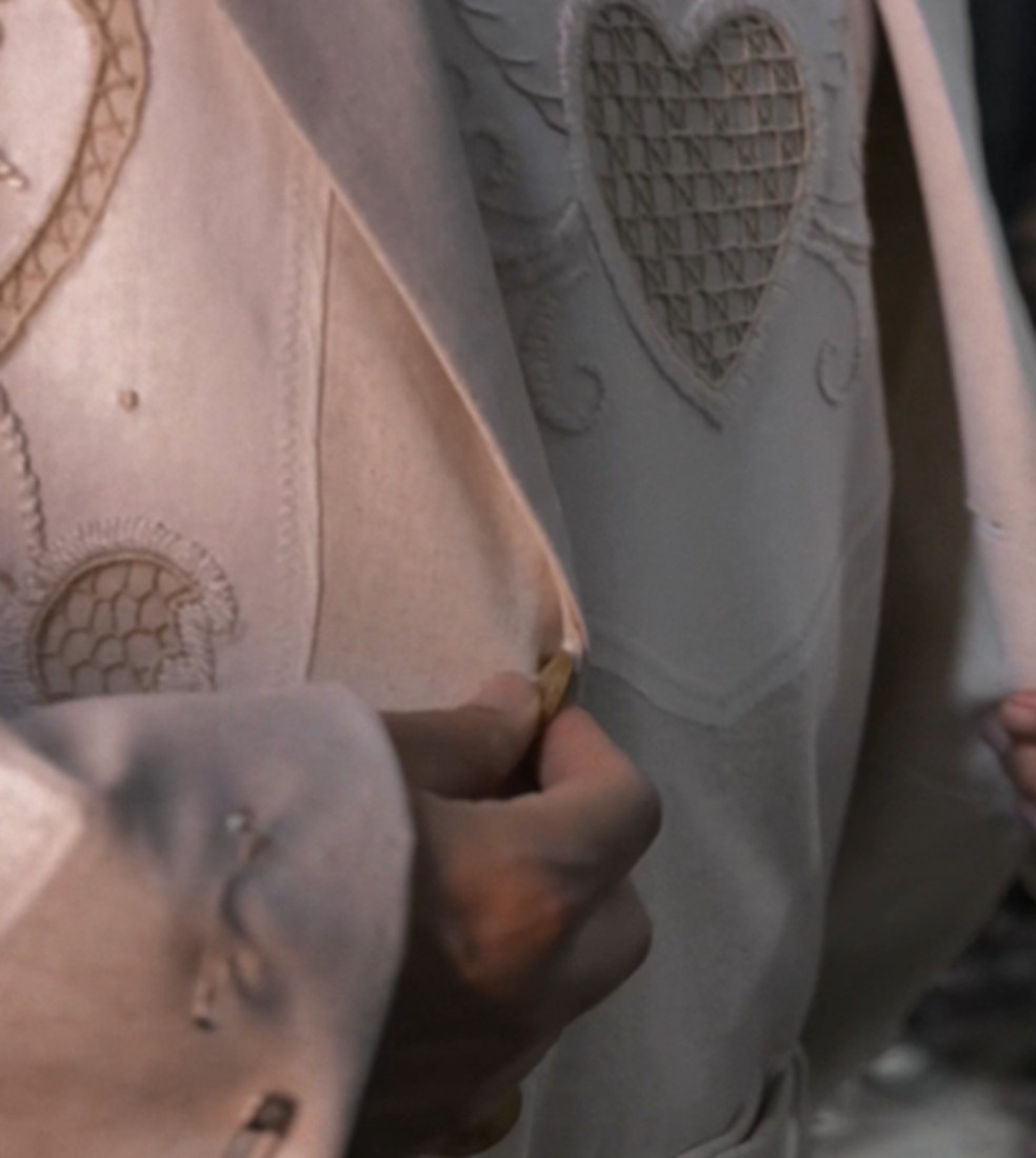 Roupa usada por João Gomes, bordada por artesãs do RN — Foto: Reprodução