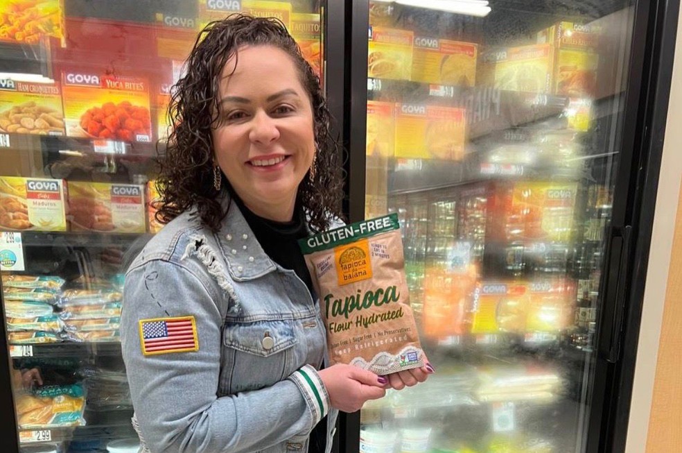 Empreendedora brasileira comemora entrada da tapioca em uma das maiores redes de supermercados dos Estados Unidos — Foto: Arquivo Pessoal