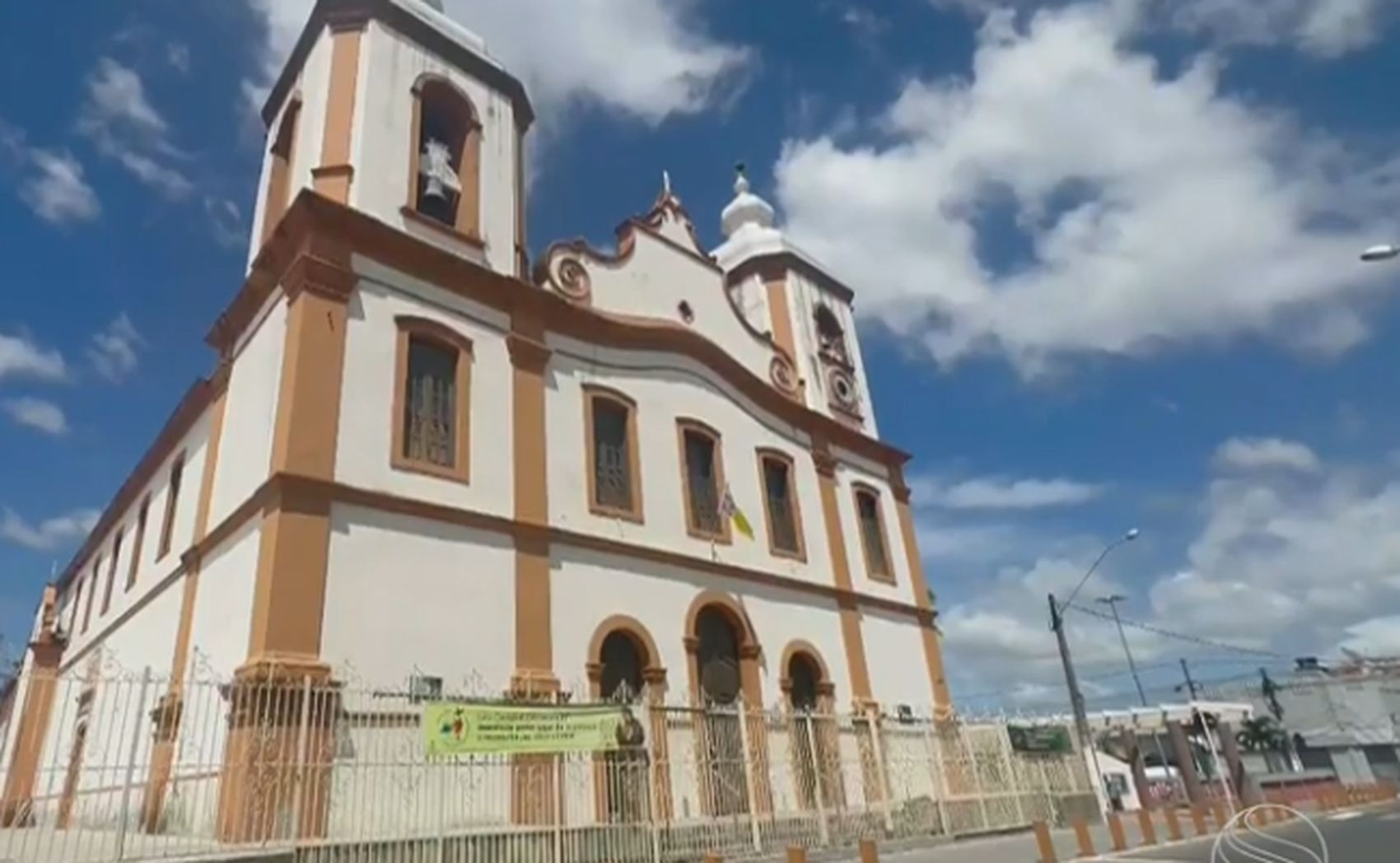 Sinos de igreja em Sergipe tocam após anúncio do novo papa