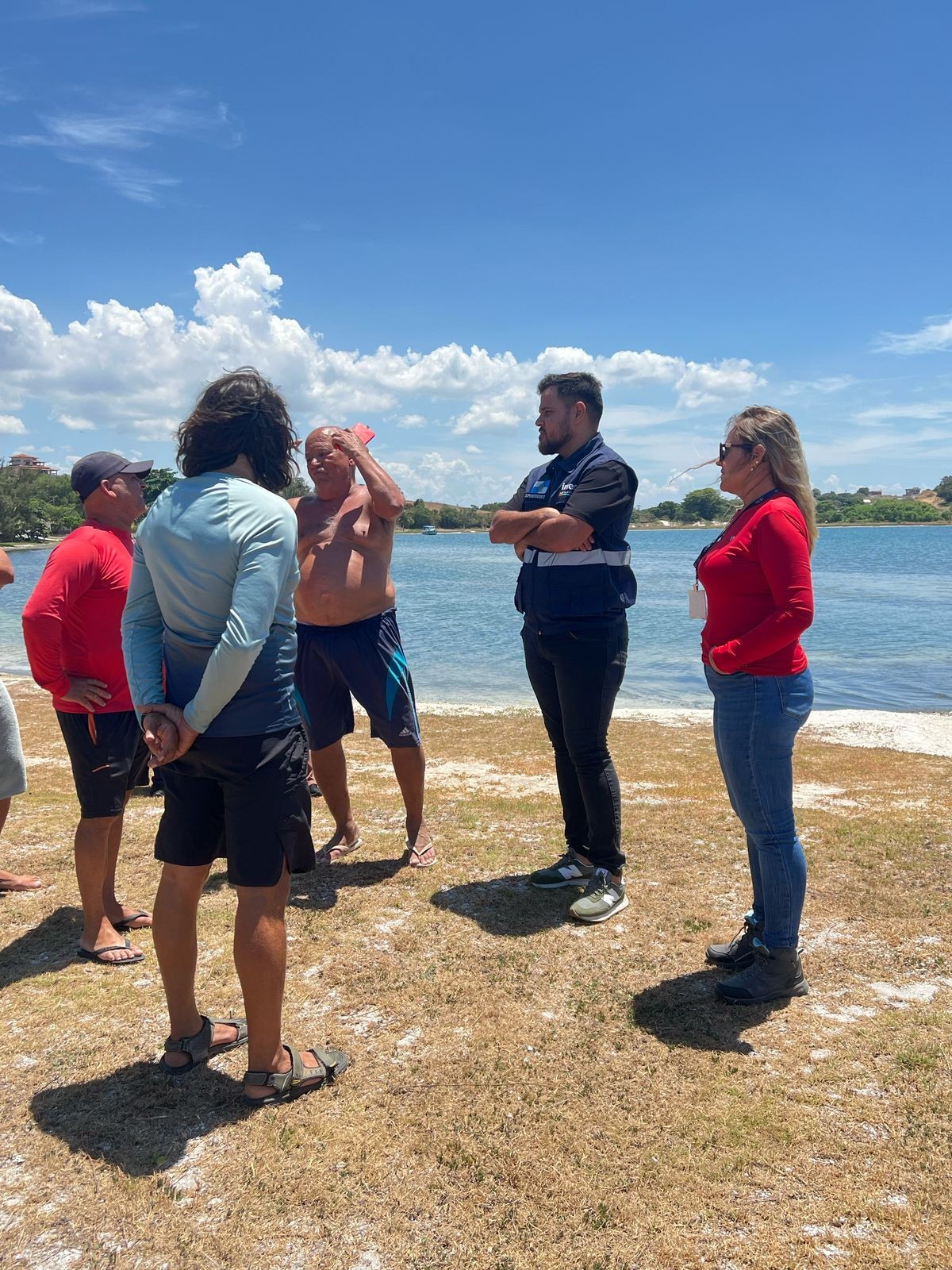 Comitê Lagos São João e INEA realizam visita técnica objetivando limpeza de macroalgas na Lagoa de Araruama