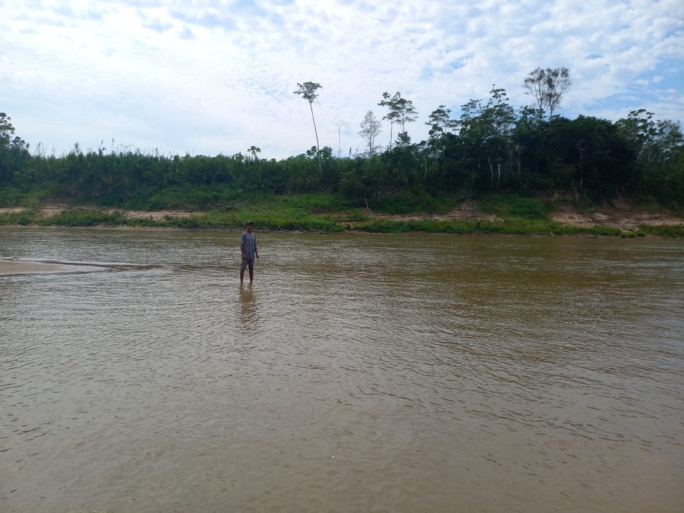 Nível do Rio Tarauacá está baixo e prejudica acesso a comunidades rurais. — Foto: Divulgação
