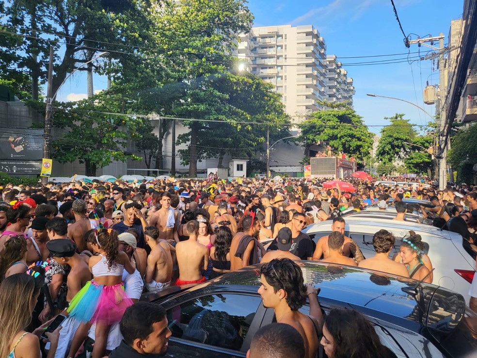 Bloco do Barbas toma as ruas de Botafogo — Foto: Eduardo Pierre / g1 Rio