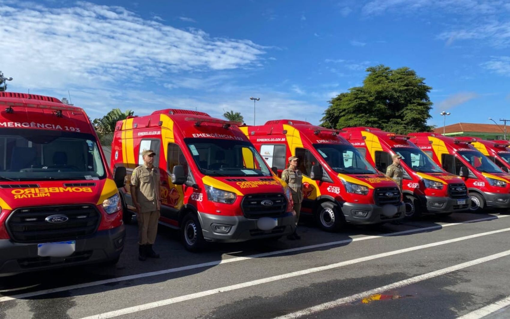 Acidente mata adultos e crianças após carro cair de ponte em Goiás