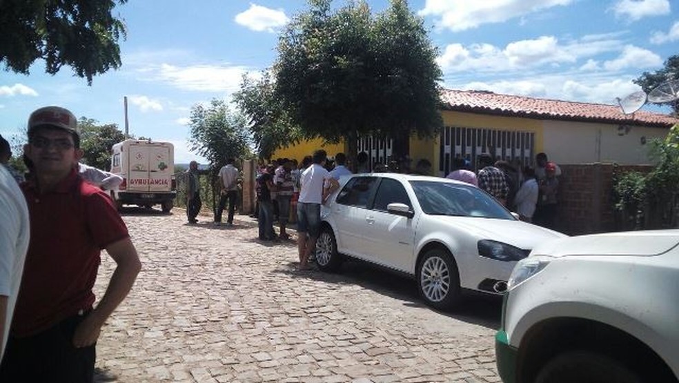Policial militar foi morto dentro da delegacia em Paquetá — Foto: Edson Costa/Folha Atual