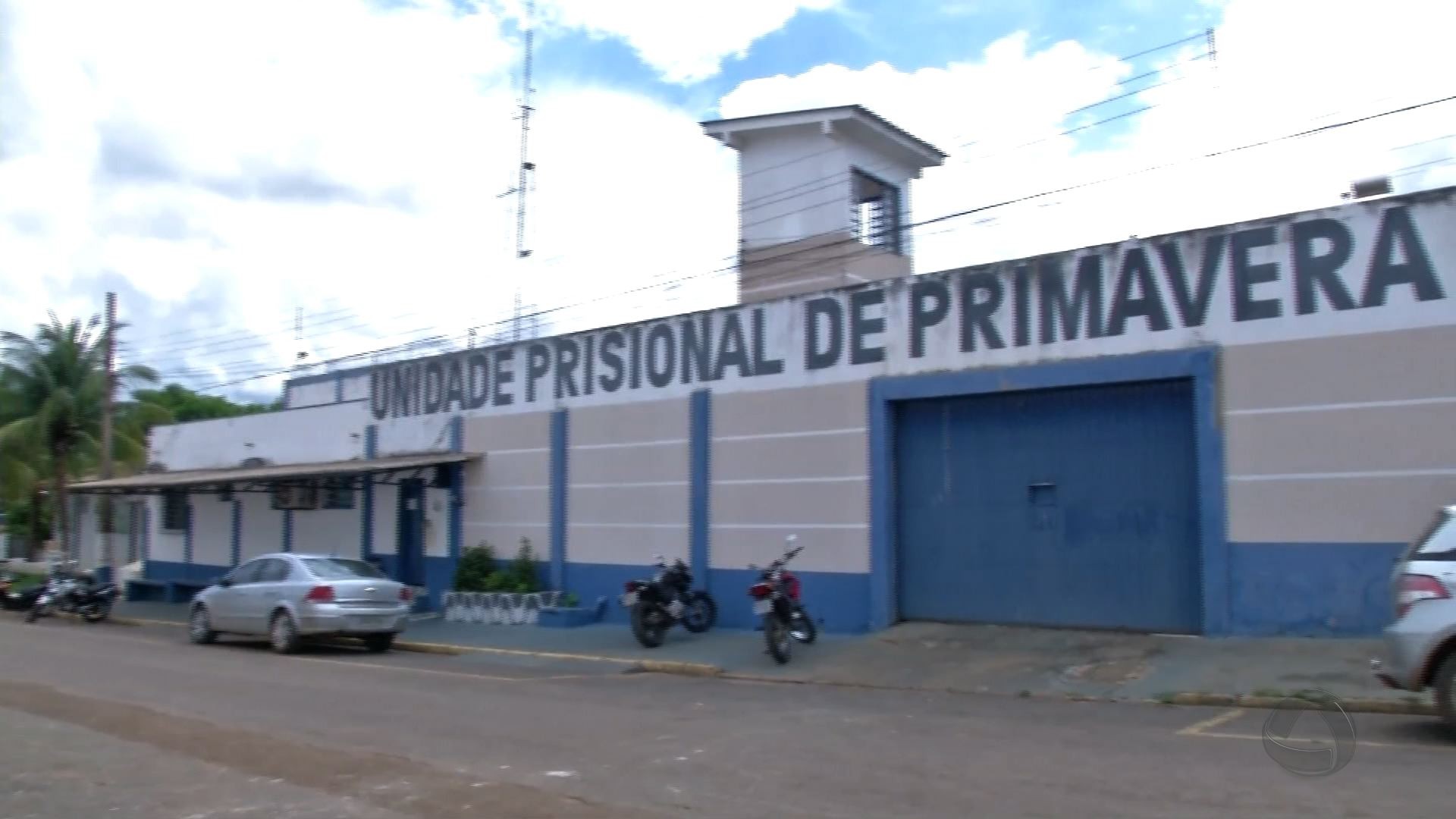 Justiça interdita parcialmente cadeia de MT proíbe entrada de novos presos