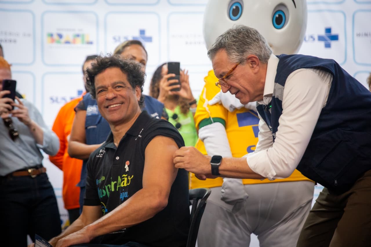 Copa do Mundo: Ministério da Saúde lança no Rio campanha de vacinação contra o sarampo para quem vai viajar para ver os jogos