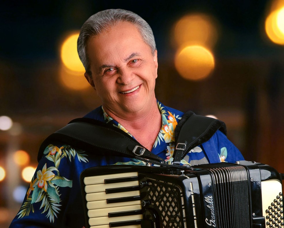 Flávio José faz show no Teatro Riachuelo — Foto: Divulgação