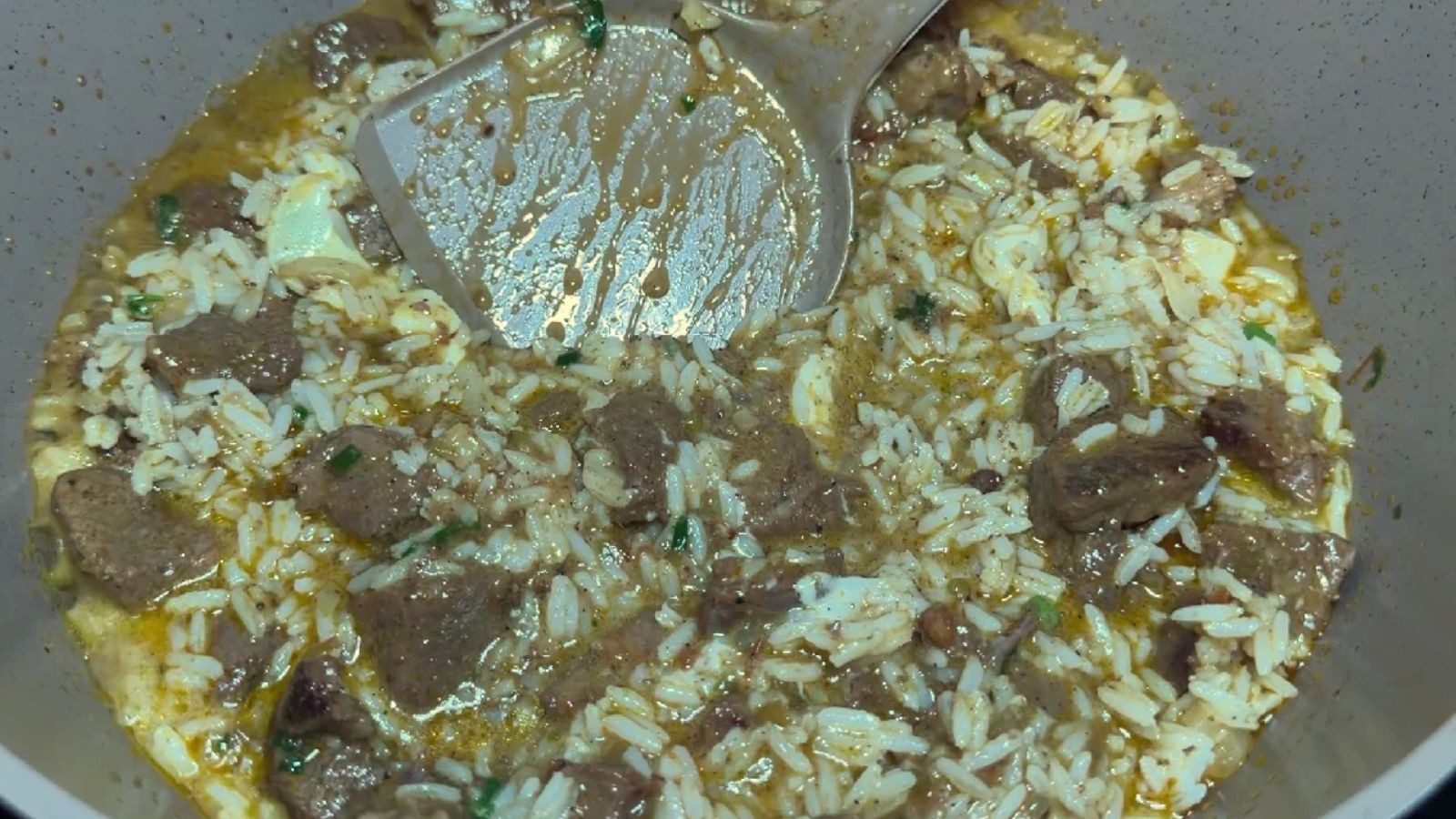 Arroz de Carneiro: aprenda deliciosa receita destaque no Clube Rural