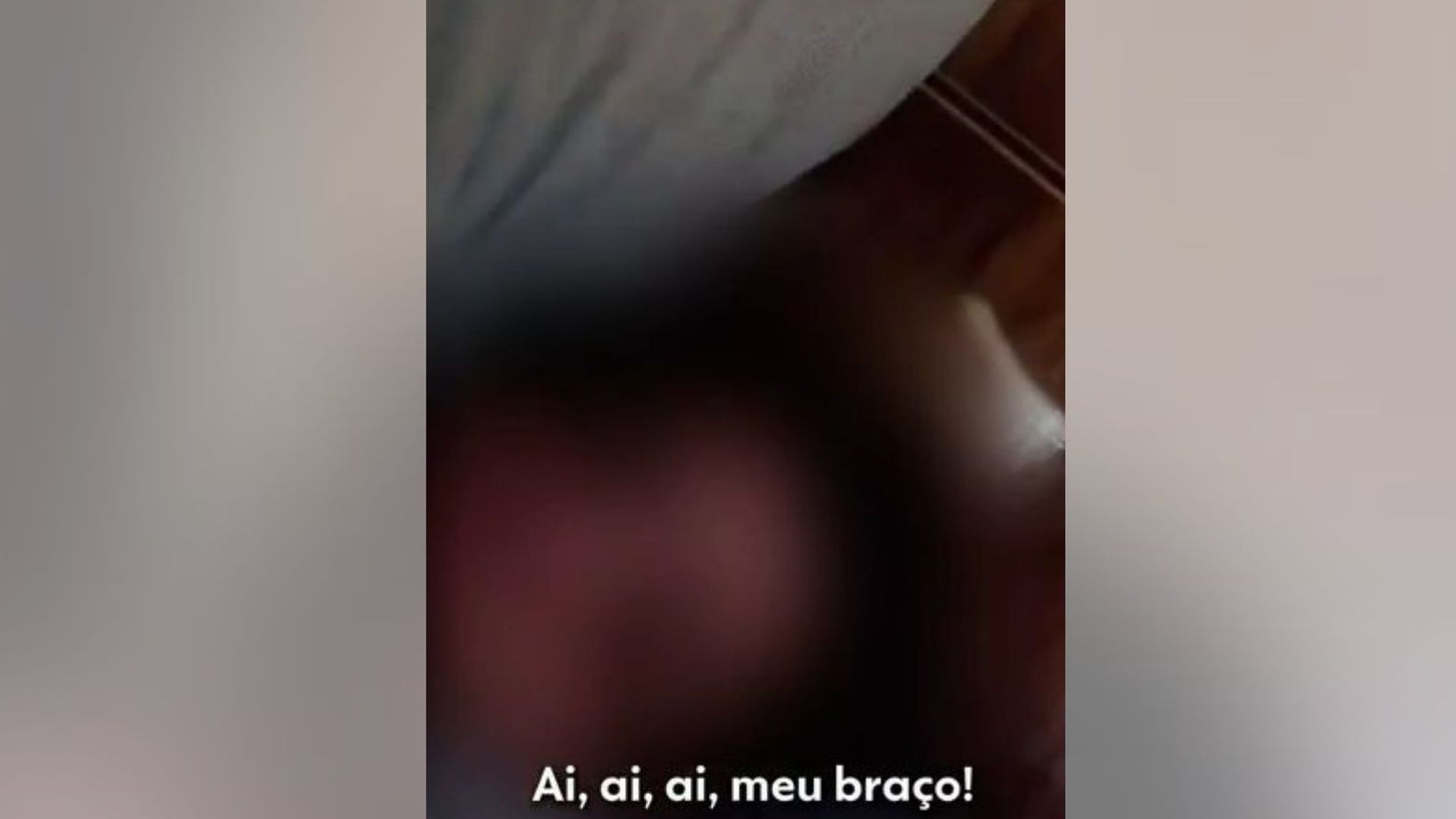 Vereador aparece em vídeo imobilizando companheira com violência em Marília 