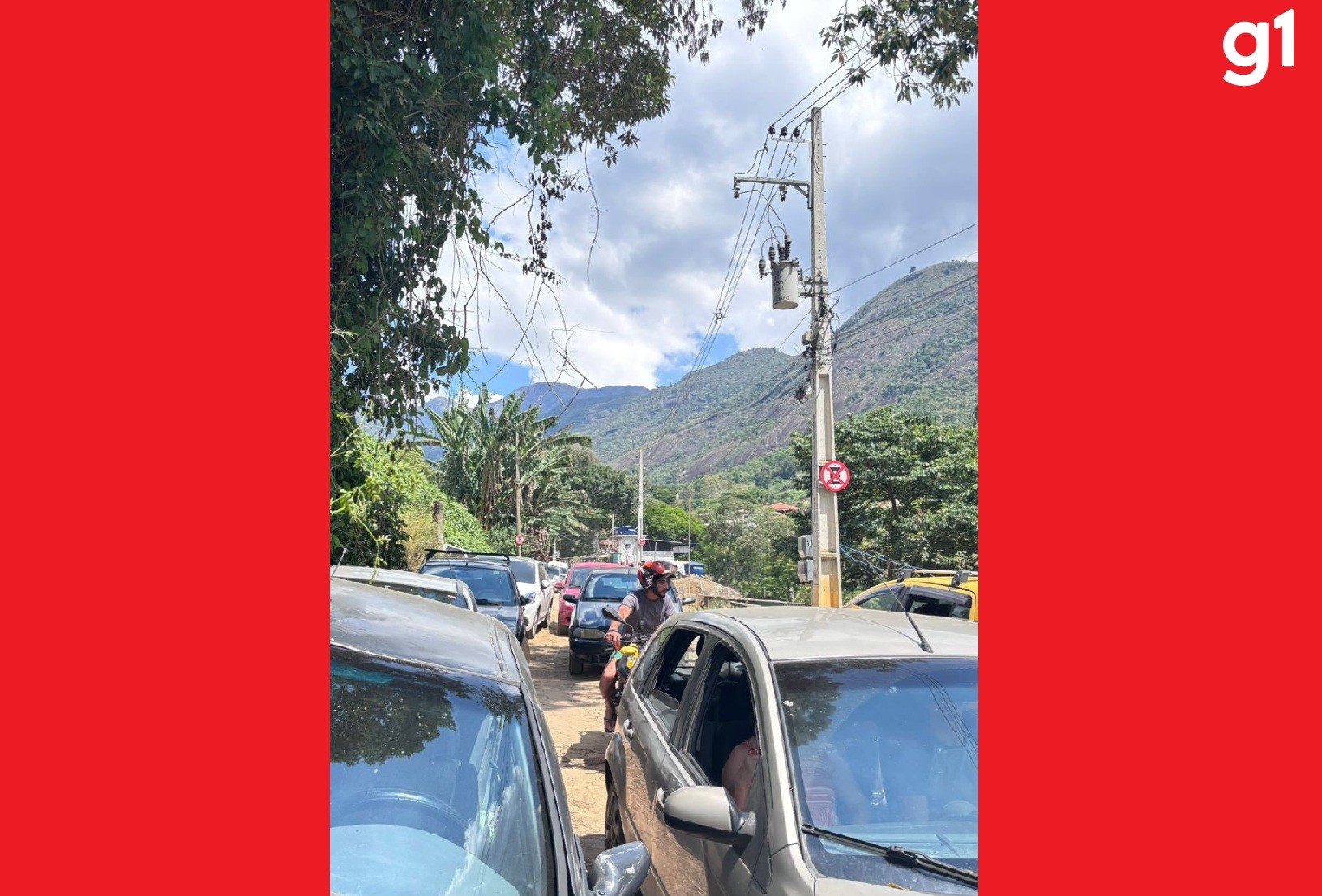 Moradores denunciam caos no trânsito e desrespeito ambiental em acesso a cachoeiras no Bonfim, em Petrópolis