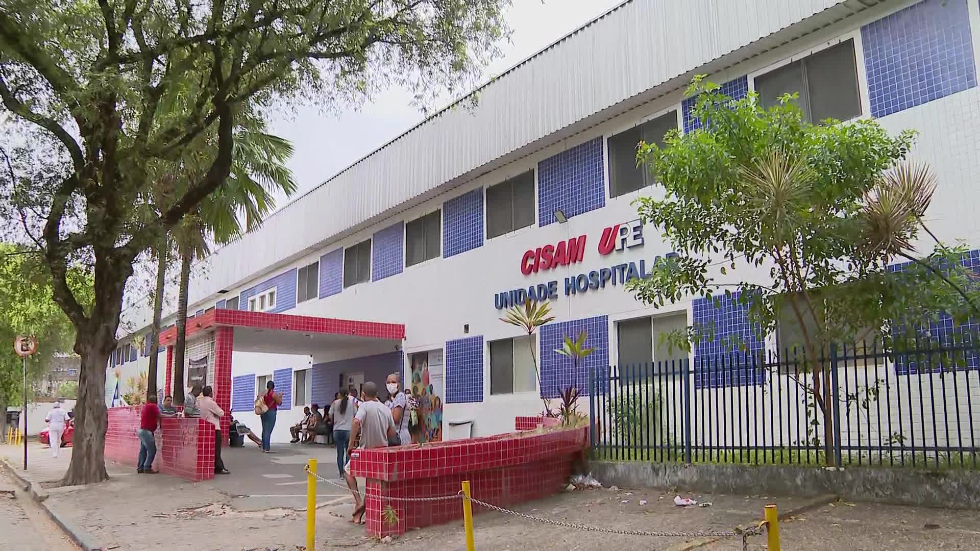 Bebê recém-nascido morre em hospital uma semana após ter braço fraturado no parto; família denuncia negligência