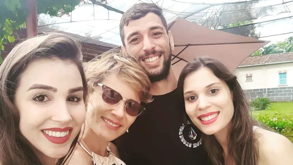 "Quero respostas e acredito que quem lucra incentivando pessoas vulneráveis também precisa ser responsabilizado", afirma Vânia — Foto: Reprodução/Redes Sociais