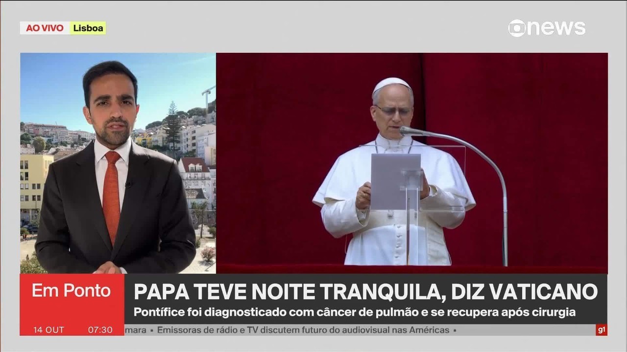 Papa foi submetido à fisioterapia respiratória, voltou a comer e está andando, diz Vaticano