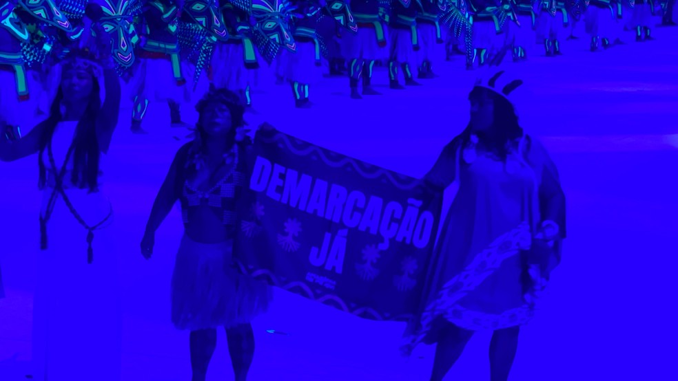 Apresentação uniu tradição, espiritualidade e denúncia pela demarcação da terra Tupinambá — Foto: Patrick Marques, g1 AM