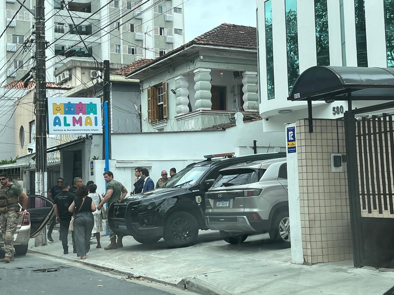 Clínica especializada no tratamento de crianças com autismo é investigada por fraude em laudos no litoral de SP