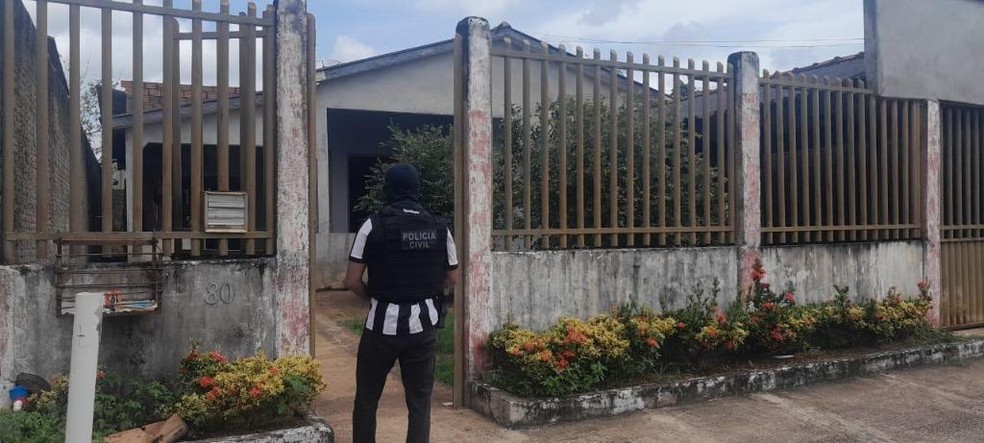 Equipes da polícia ouviram o som de correria e de celulares sendo quebrados no local — Foto: Polícia Civil de Mato Grosso