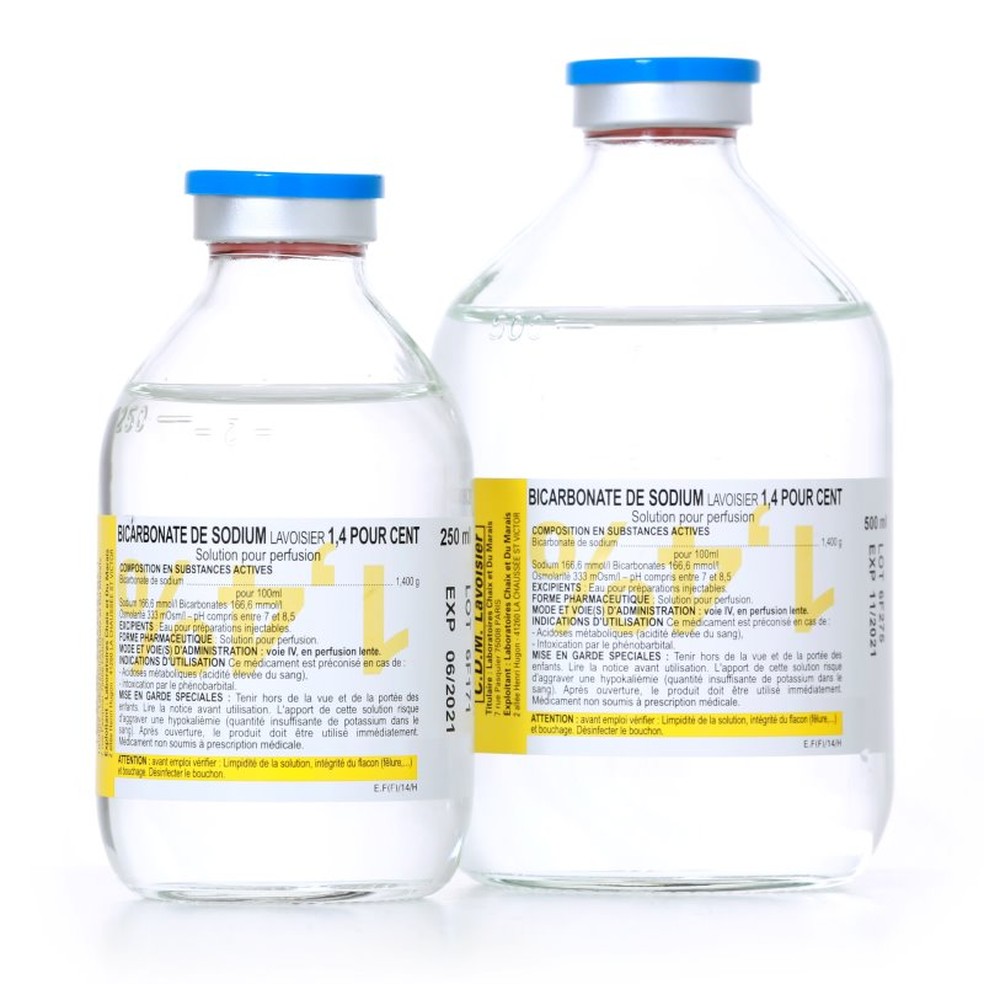 Solução hospitalar de bicarbonato de sódio usada por via intravenosa para corrigir a acidose metabólica. — Foto: Lavoisier/Divulgação